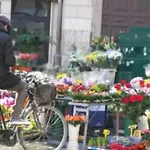 Campo De\'Fiori-Rome By Foot Charming Apartment Aircwif Netflix